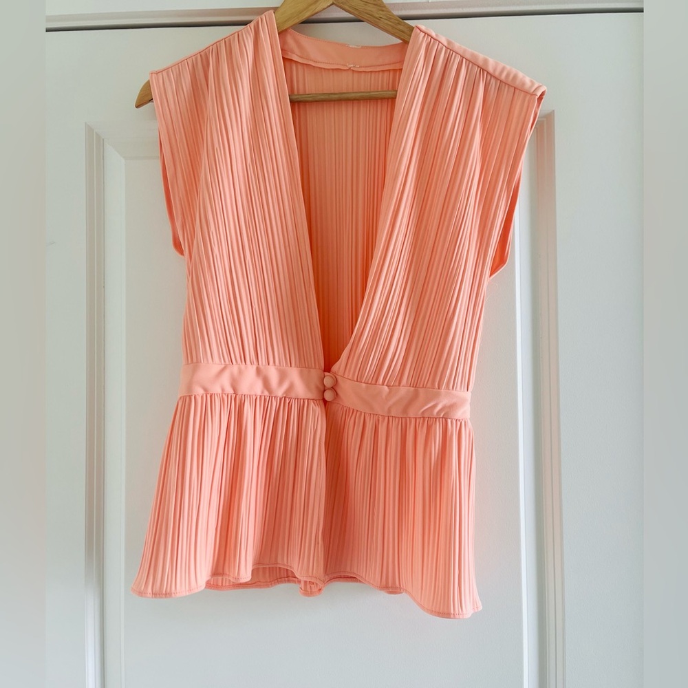 Peach Sleeveless Pleated Women's Top